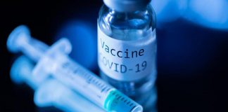 Covid, ‘duello’ no vax – pro vax: su Twitter spopola hashtag #vienegiututto