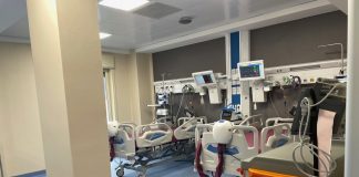 Casi covid iniziano discesa dopo settimane di aumento, ricoveri salgono