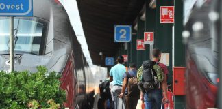 Sindacati “No al blocco dei treni, sosteniamo la campagna vaccinale”