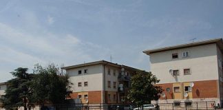 Rissa ai Cinque Continenti, 4 in manette e processati per direttissima: domiciliari e obbligo di firma