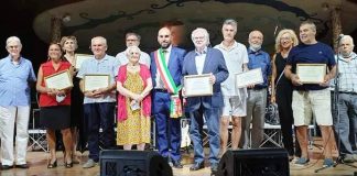 Pegognaga, onore ai benemeriti. Emozione in particolare per la cittadinanza onoraria a Maria Zuccati Pegognaga, onore ai benemeriti. Emozione per la cittadinanza onoraria a Maria Zuccati