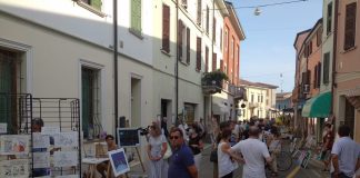 La Piccola Parigi colora e rallegra le strade di Quistello. “Un segnale importante di ripartenza”