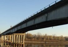 Ponte sul Po Dosolo-Guastalla chiuso al traffico l’11 ottobre Sabato 13 agosto chiuso al traffico il ponte tra Dosolo e Guastalla