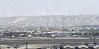 Afghanistan, caos e panico all’aeroporto di Kabul