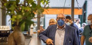 Covid, Bernardo: “Sanitari non vaccinati a casa senza stipendio”