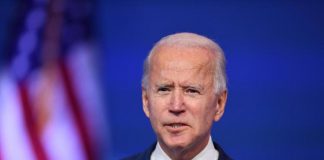 Vaccino Covid, Biden: “Farò la terza dose, mi sono vaccinato a dicembre”