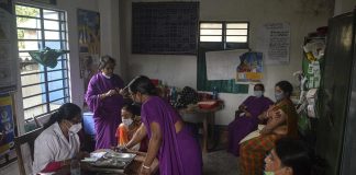 Covid oggi India, 42.625 contagi e 562 morti