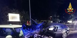 Scontro tra tre auto a Roma, due feriti gravi