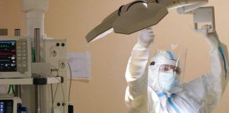 Covid Italia, aumentano ancora i ricoveri. Tasso positività sale al 4,1%