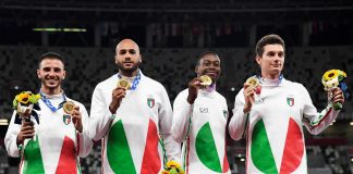 Tokyo 2020, staffetta 4×100: l’emozione e l’inno degli azzurri sul podio