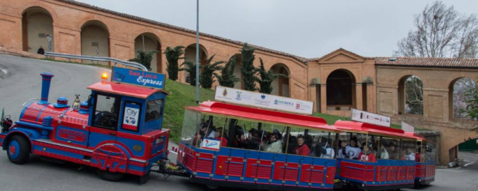 Un trenino, un minibus e un bus tra Mantova, Sabbioneta e Parma. Da settembre nuovi mezzi turistici nel week end