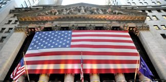 Covid Usa, dal 13 settembre vaccino obbligatorio per accedere a Wall Street