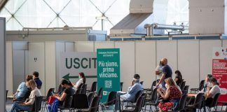 Vaccino obbligatorio, Costa: “Ultima ipotesi da prendere in considerazione”