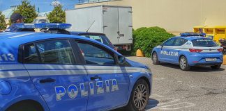 Furto in diversi negozi del centro commerciale “La Favorita”, denunciate due baby ladre