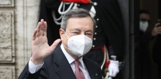 Draghi “La campagna vaccinale procede, a fine settembre copertura 80%”