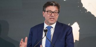 Giorgetti “Prevedo l’estensione del green pass, è misura di garanzia”