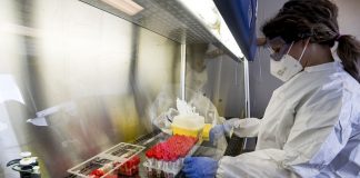 Covid, registrati 3.361 nuovi casi e 52 decessi