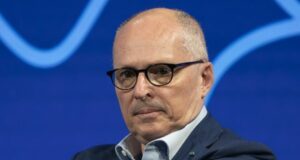 Ricciardi “In sicurezza con 90% vaccinati e green pass al lavoro”