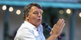 Green pass, Renzi “Basta privilegi per i parlamentari”