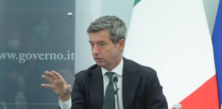 Governo, Orlando: “Se la Lega esce non mi strappo i capelli”