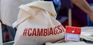 Terza tappa tour di #Cambiagesto contro inquinamento da mozziconi