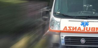 Reggio Calabria, auto contro moto a Gioia Tauro: muore 25enne