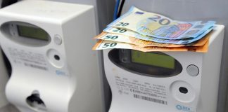 Palazzi annuncia il secondo Bando Utenze da 300 mila euro: rimborso da 300 a 400 euro per chi potrà accedervi Palazzi annuncia il secondo Bando Utenze da 300 mila euro: chi potrà accedervi avrà un rimborso da 300 a 400 euro