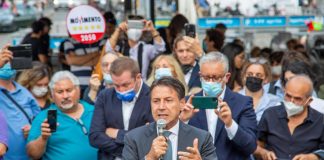 Conte: “Draghi? Sbagliato pensare uomo solo al comando risolva problemi”