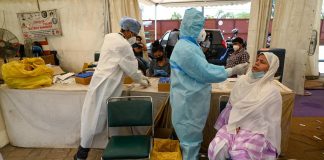 Covid oggi India, quasi 30mila contagi e 300 morti in 24 ore
