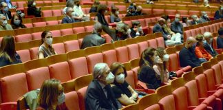 Green pass, regioni a governo: “Capienza spettacoli 80% a ottobre”