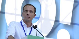 Green pass obbligatorio, Fedriga: “Linea Lega? Quella di Salvini”