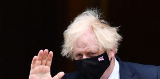 Covid oggi Gran Bretagna, Johnson: “Green pass rimane un’opzione”