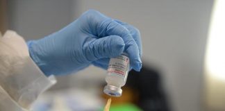 Germania, iniettate per errore 840 dosi di Moderna scadute