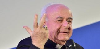 No vax, monsignor Paglia: “Niente scomuniche o denunce”