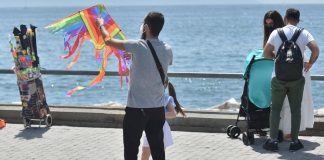 Ordinanza Campania, obbligo mascherina all’aperto fino a 31 ottobre