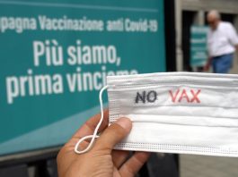 Cure a pagamento per no vax? Bassetti: “Mostrare i costi”