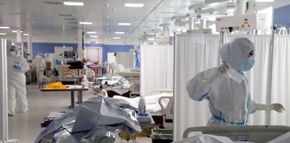 Covid, allo studio spray nasale contro i danni ai polmoni