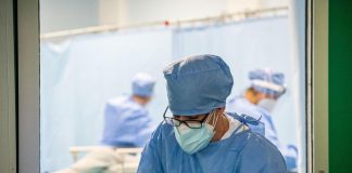 Covid, via libera Aifa a tre farmaci per cure ricoverati