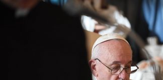Aborto, Papa: “E’ diventata abitudine bruttissima, è un omicidio”
