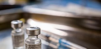 Terza dose, da Fda ok a richiamo vaccino Pfizer per over 65 e fragili