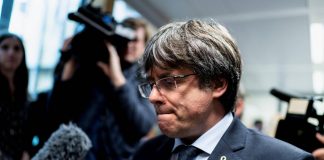 Puigdemont torna libero, leader catalano deve restare in Sardegna