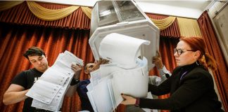 Elezioni Russia, metà voti scrutinati: partito Putin al 46,6%