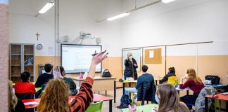 Scuola: Costarelli (presidi Lazio), ‘in quarantena solo compagno banco? Non siamo in aereo’