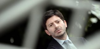 Minacce di morte a Speranza via mail, denunciato 35enne