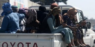 Kabul, talebani sparano per festeggiare: 17 morti e 40 feriti