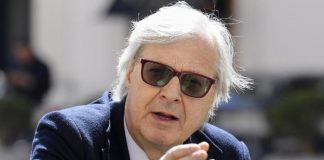 Morisi indagato, botta e risposta Sgarbi-Fedez