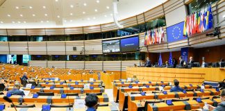 Parlamento Ue “Rafforzare la lotta alle pratiche fiscali dannose”