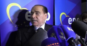 Berlusconi “Centrodestra italiano lontano dagli estremismi”