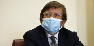Vaccino, Sileri “Verosimile la terza dose per tutti”
