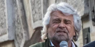Elezioni Roma, Grillo a Raggi: “Io sarò sempre con te”